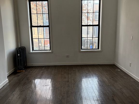 2nd image of 1244 Putnam Ave #B