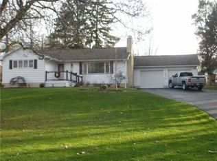 116 Decker Dr, New Castle, PA