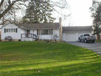 116 Decker Dr, New Castle, PA, 16105