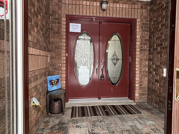 5th image of 54 Cityview Cir