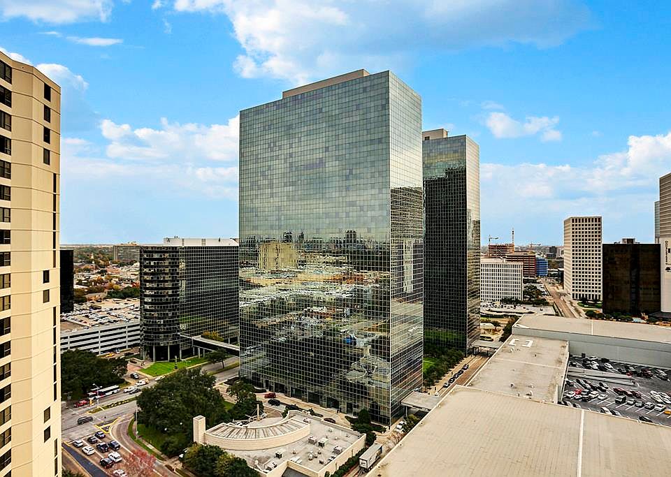 1st image of 15 Greenway Plz Unit 23I