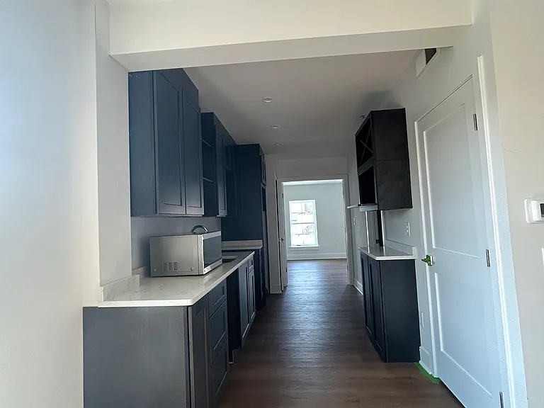 1300 Gough St #3 — Photo 1