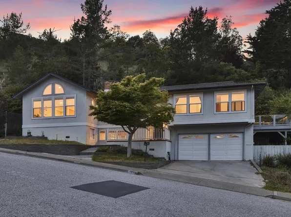 1050 Yosemite Dr, Pacifica, CA 94044