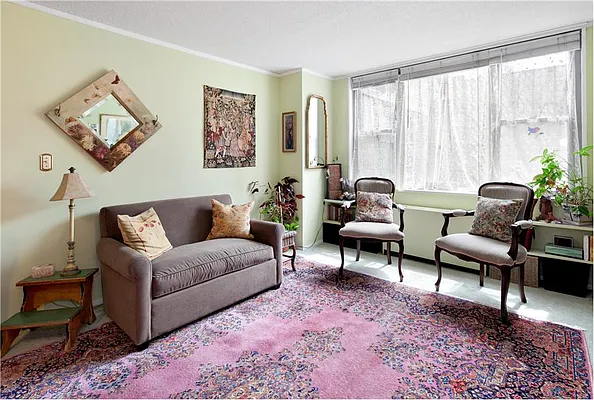 Sold by Douglas Elliman | media 22