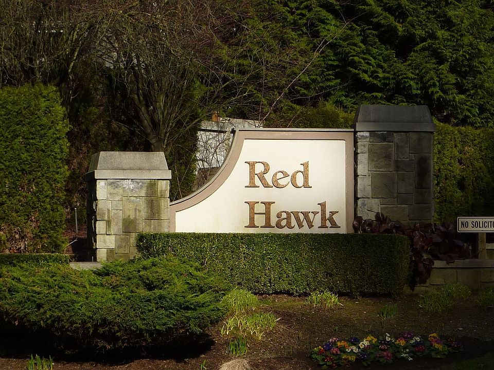 Welcome to the lovely upscale neighborhood!
