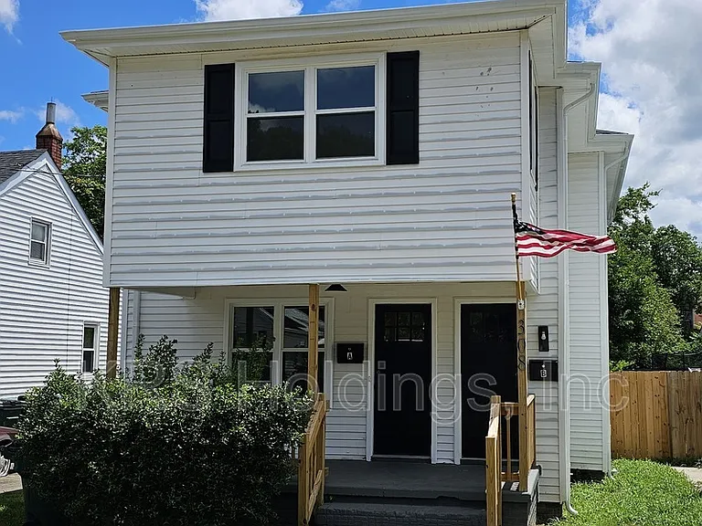 308 Saint James Ave #B — Photo 2