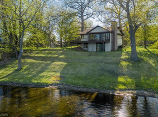 19555 Ivanhoe Ct, Faribault, MN 55021