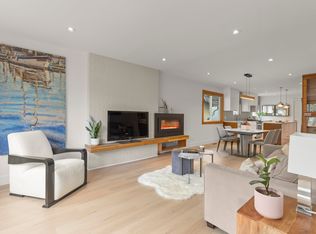5034 Prince Albert St, Vancouver, BC V5W 3C6