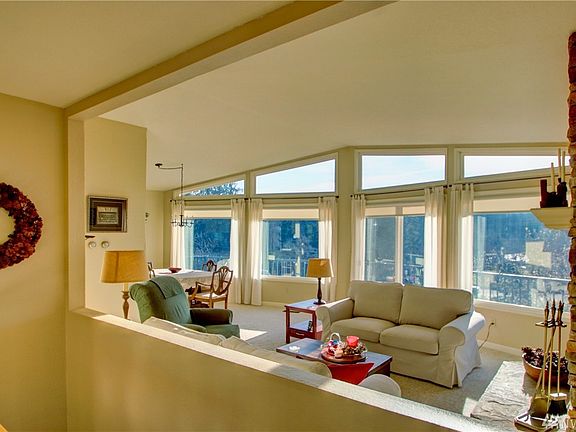 Beautiful Entry View.