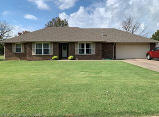 505 S Fryar Dr, Sallisaw, OK 74955
