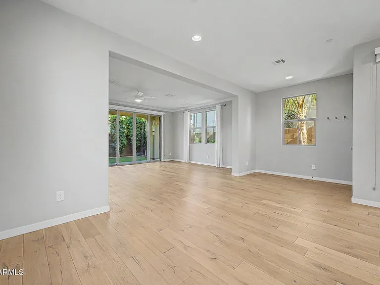 1941 S Wallrade Ln — Photo 9