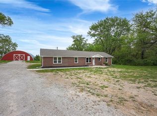 1129 NW Us Highway 50, Centerview, MO 64019
