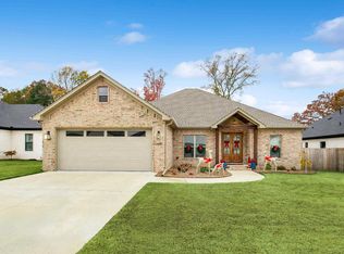 1445 Ivy Place Dr, Conway, AR 72034