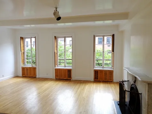 Rented by Citi Habitats | media 42