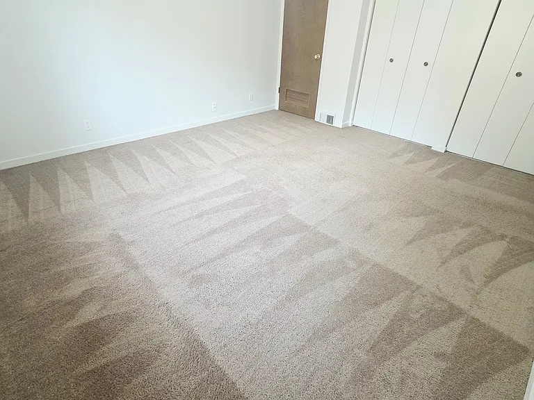 2201 Hollingsworth St #3C — Photo 19