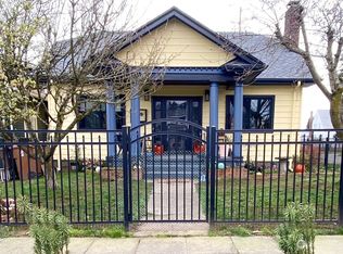 3639 Tacoma Ave S, Tacoma, WA 98418
