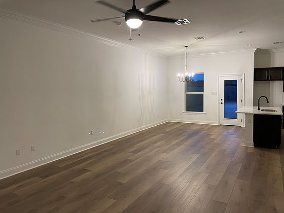 3rd image of 263 Sophie Dr
