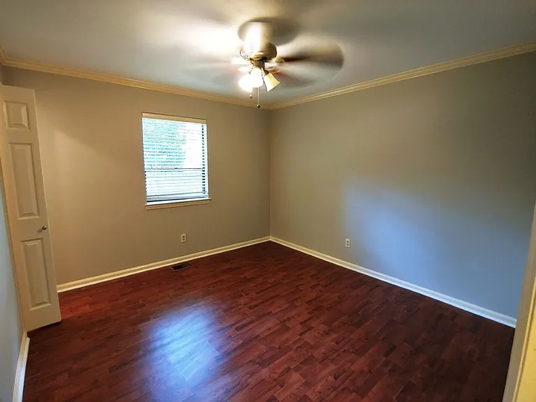 5 Hickory Ln — Photo 13