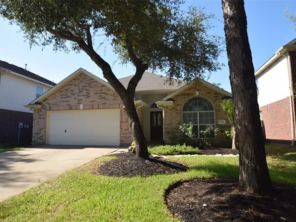 5726 Indigo Trails Dr, Richmond, TX 77469