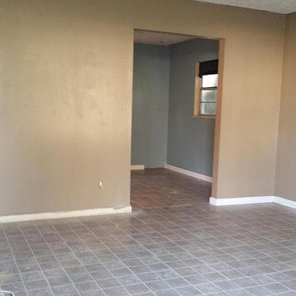 3rd image of 1113 Eagle St