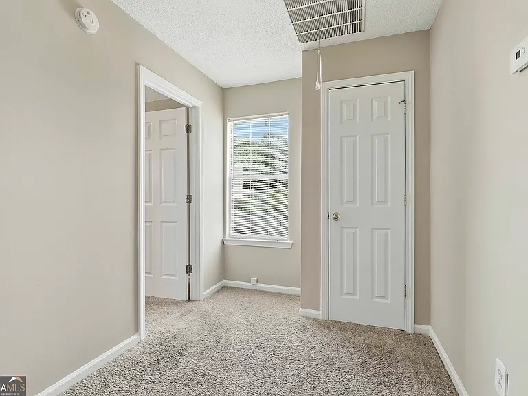 130 S Fairfield Dr — Photo 18