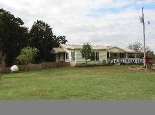 661 Dellinger Rd, Quinton, OK 74561