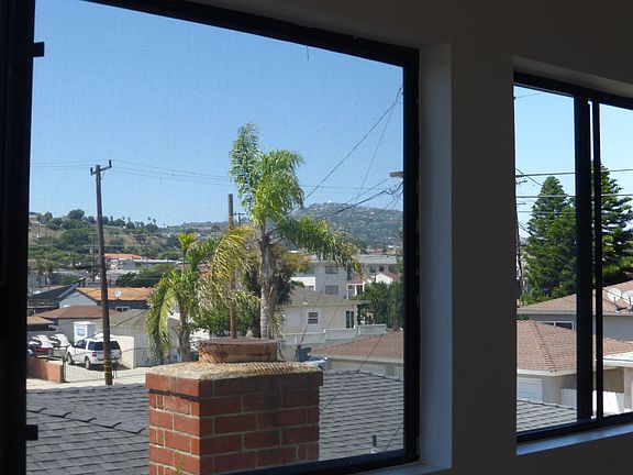 2nd image of 1078 W 26th St APT 1