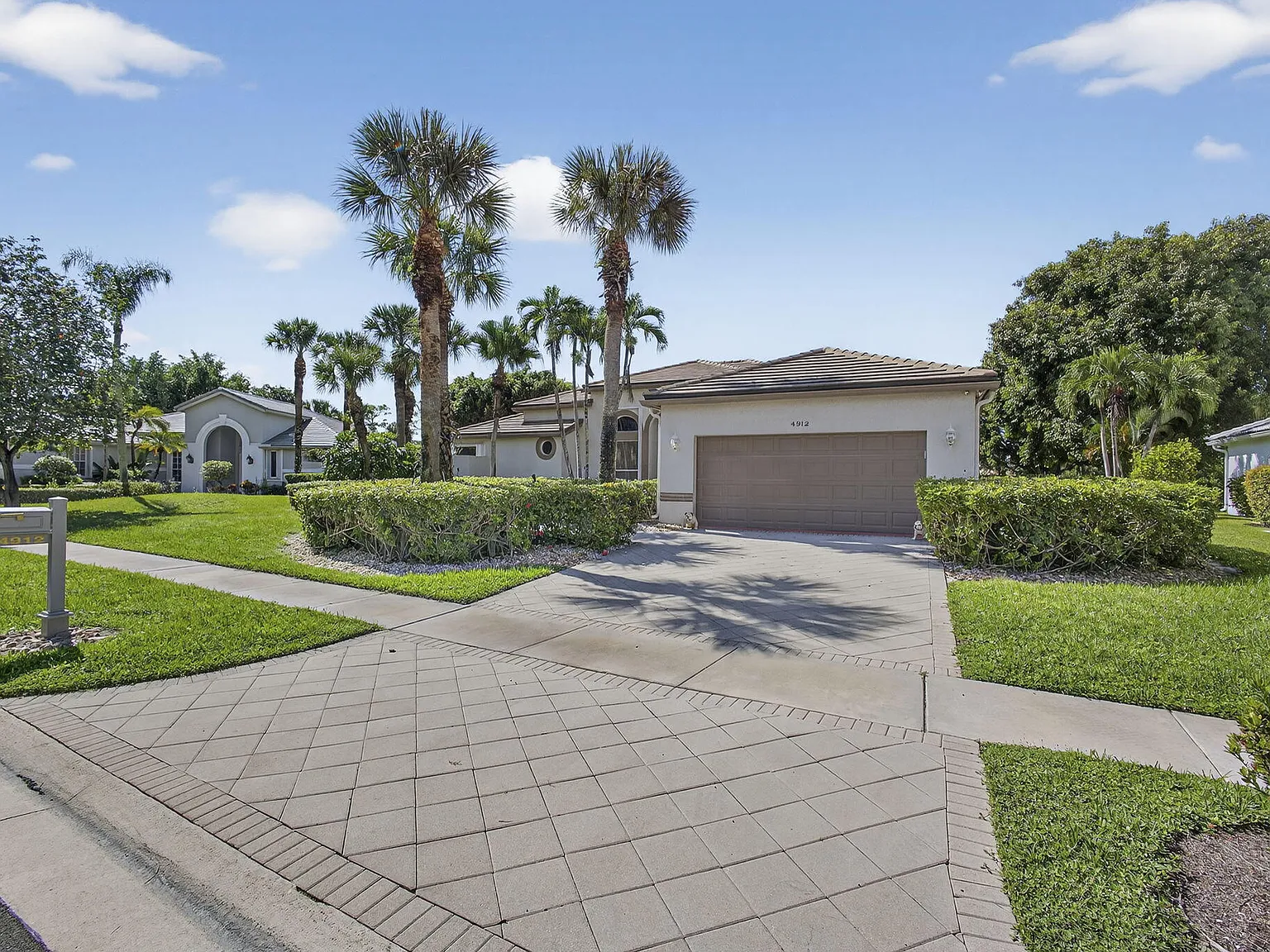 3 bed, 3.0 bath, 2568 sqft, $10,500 — Photo 4