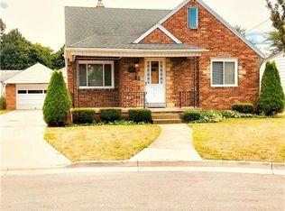 324 Mont Royal Dr, Toledo, OH 43608