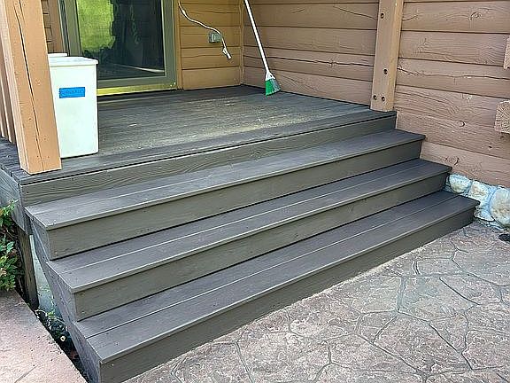 Steps to rear entrance