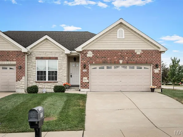 102 Savannah Ter, Wentzville, MO 63385