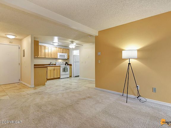 4th image of 2210 Sentry Dr #B-8