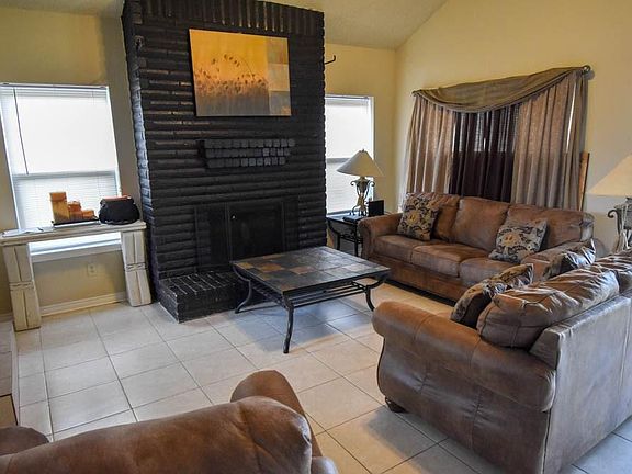 4th image of 11022 Kirkridge Dr