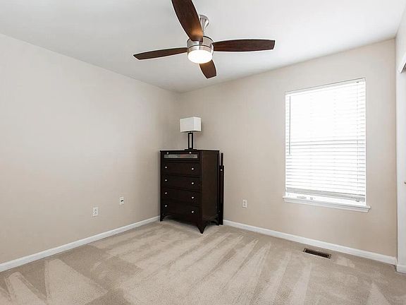 5th image of 627 Wild Horse Creek Dr