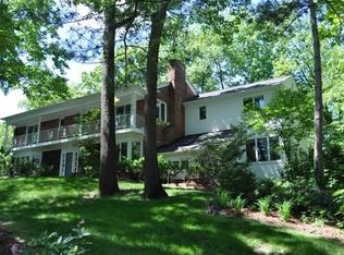 432 Riverview Dr, Ann Arbor, MI