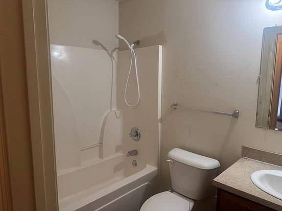 4th image of 2213 Summerwind Dr