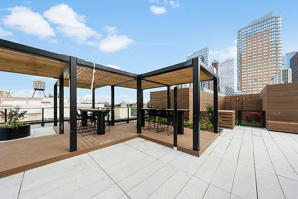 Rented by Nooklyn NYC LLC | media 23