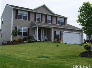 6296 Rally Days Trl, Cicero, NY 13039