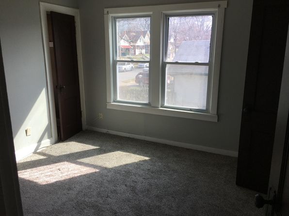 4902 Bellefontaine Ave