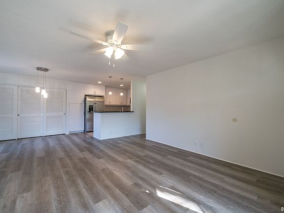 5th image of 239 E Mananai Pl
