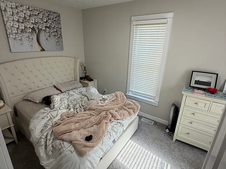 523 Saint Marys Ave — Photo 5