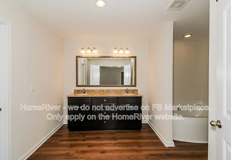 355 Niblick Dr — Photo 16