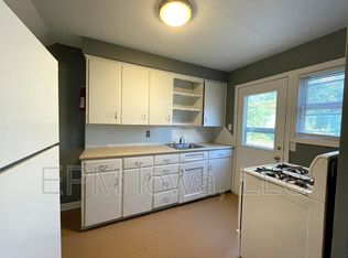 221 Madison St, Waterloo, IA 50703