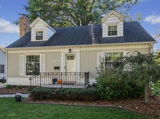 723 27th St NE, Cedar Rapids, IA 52402