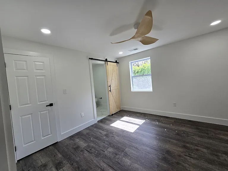 353 Hickory Hts — Photo 12