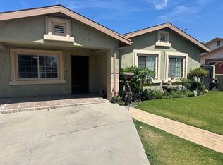 209 S Noble Pl, Azusa, CA 91702