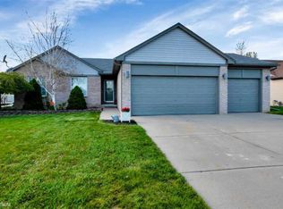 35489 Grant St, New Baltimore, MI 48047
