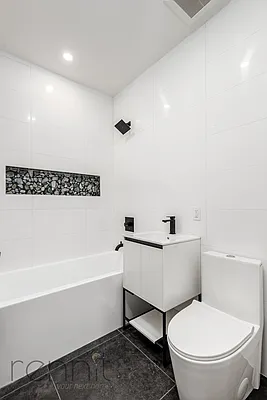 Rented by Rennit Inc. | media 4