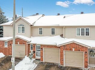 430 Mapleview Dr E #10, Barrie, ON L4N 0R9