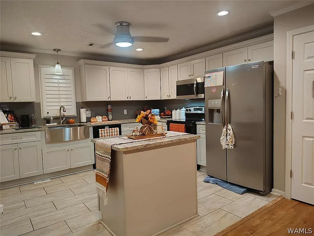1 bed, 1000 sqft, $1,100 — Photo 3